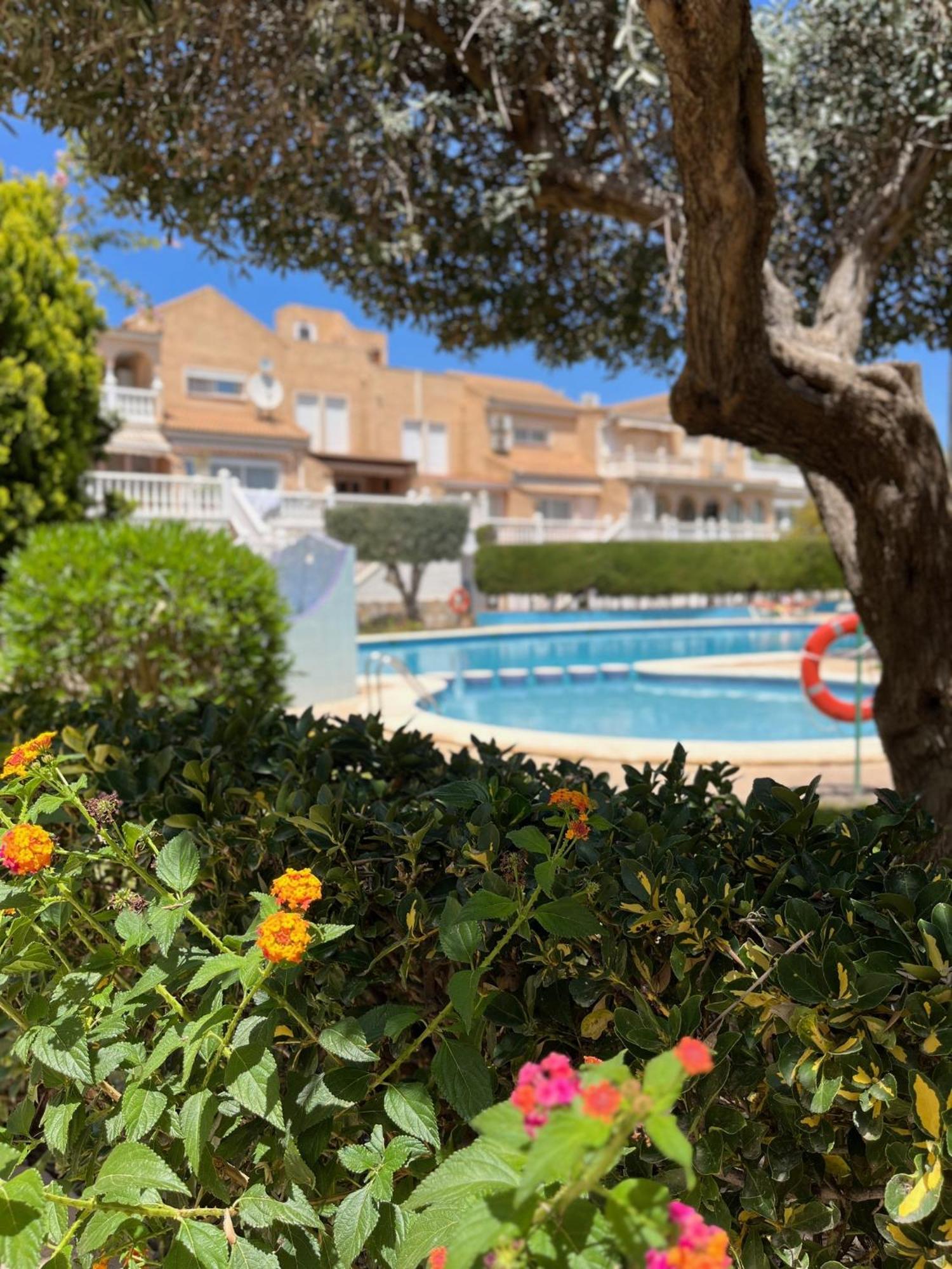 Casa Naru Albir, Duplex Appartement Met Ruim Terras En Buitenkeuken 阿尔比尔 外观 照片